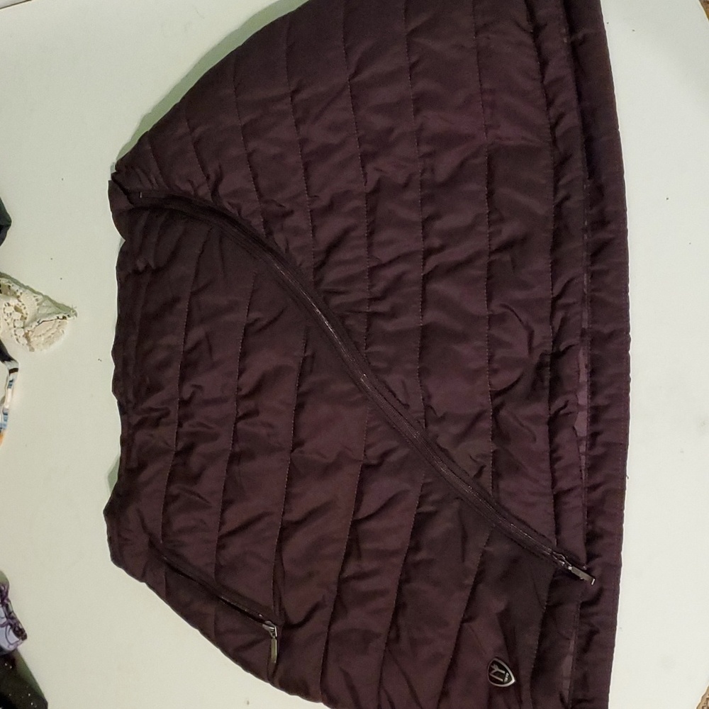 Neve women's S plumb purple zip front puffer skirt